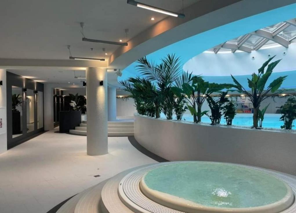 Szczecin Hanza Tower Apartment-Basen Luaran gambar